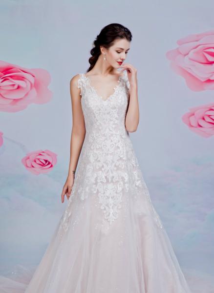 Kleid aus Tüll in A-Linie mit V-Ausschnitt und perlenbesetzten Spitzenapplikationen Ivory I Ivory/Rosé